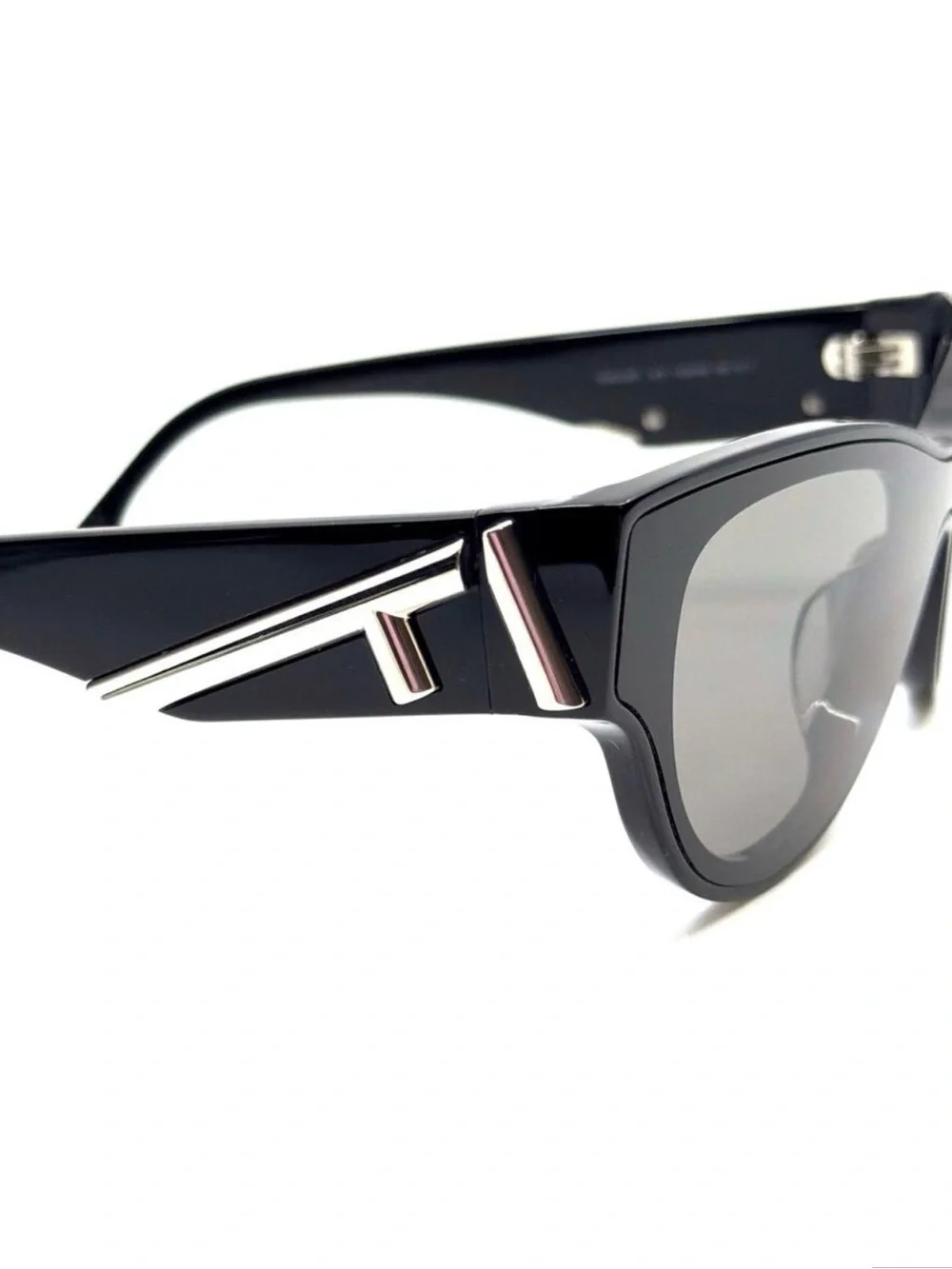 NEW Fendi FE40135I 01A Shiny Black/Smoke Women Sunglasses Set Authentic